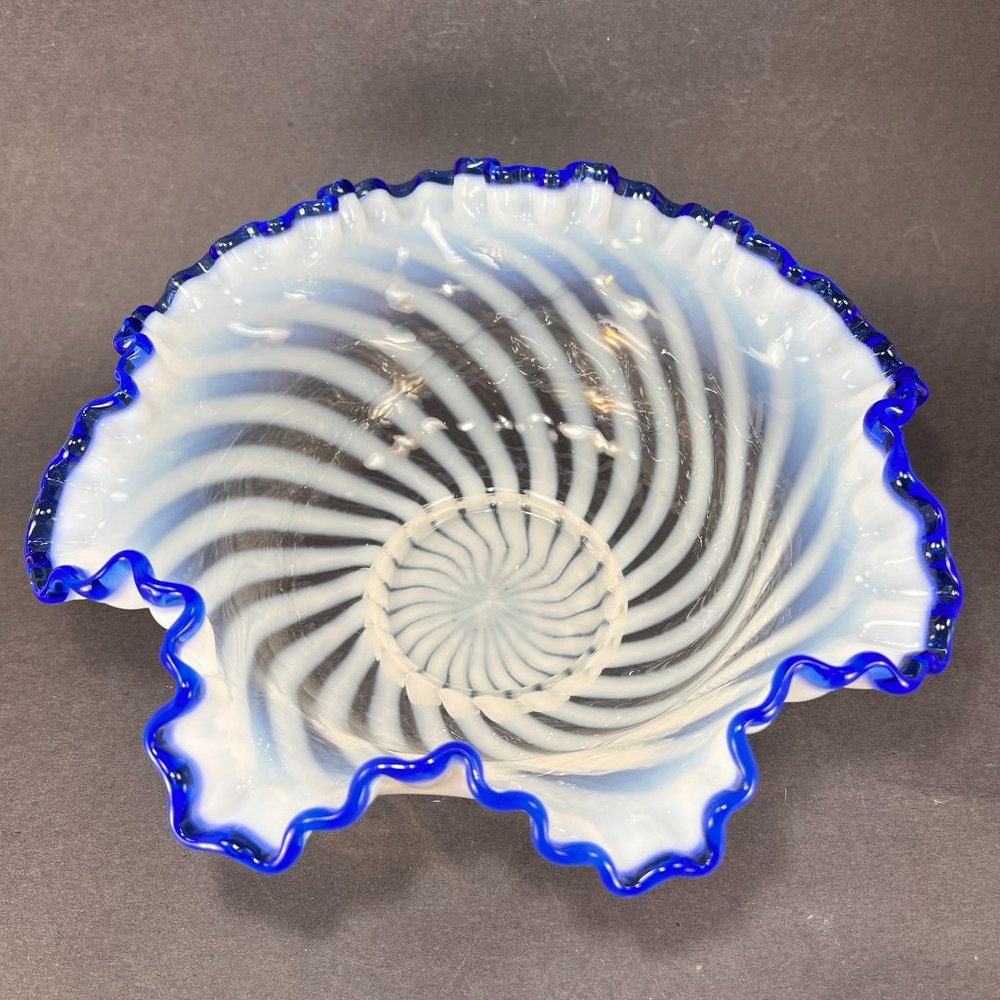 Vtg Fenton Bowl 7224 Clear Opalescent Spiral Blue Ridge 10" Ruffled Edge 80s